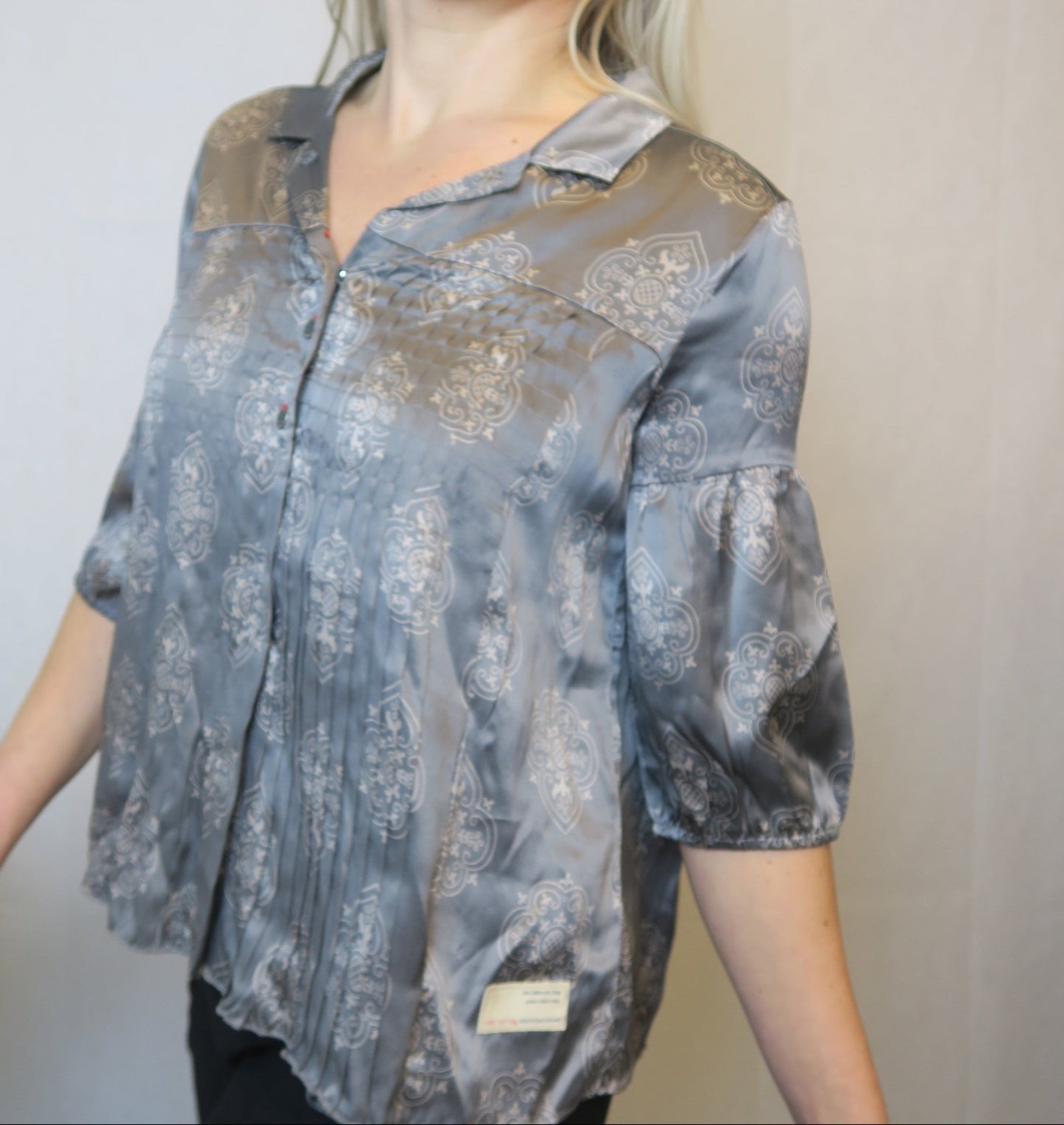 Odd Molly kortärmad silkesblus (S)