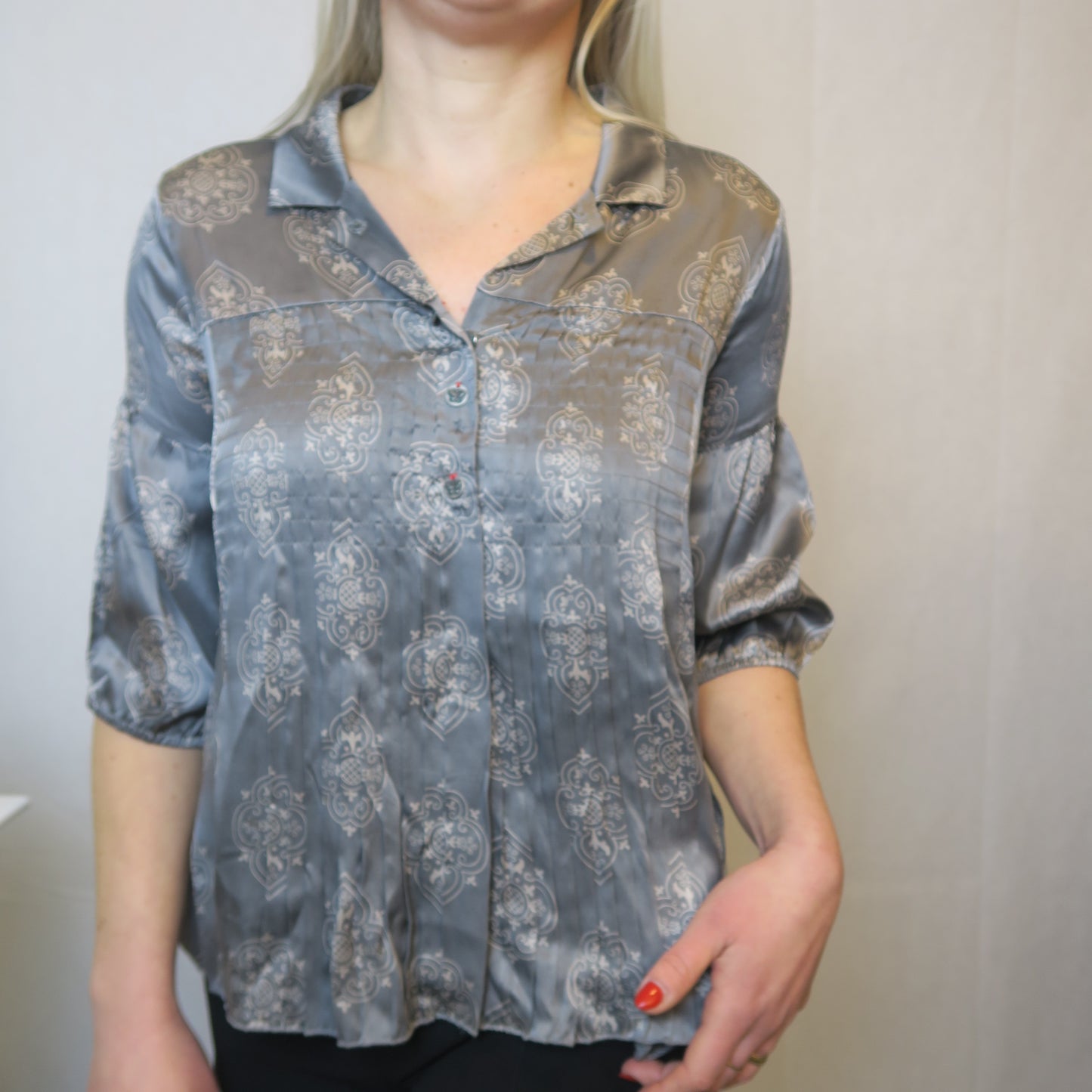 Odd Molly kortärmad silkesblus (S)