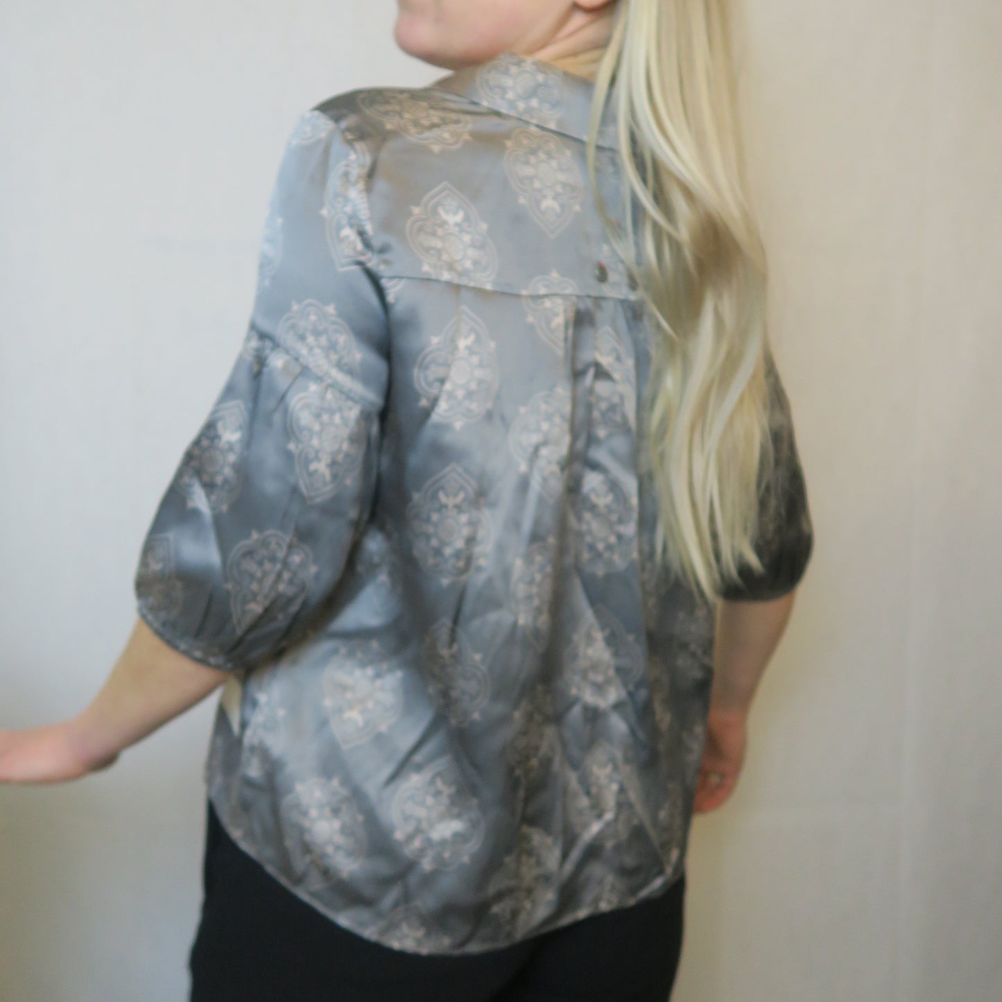 Odd Molly kortärmad silkesblus (S)