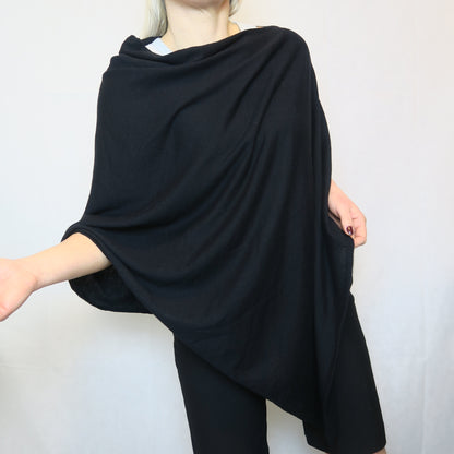 Svart poncho kappahl (ONESIZE)