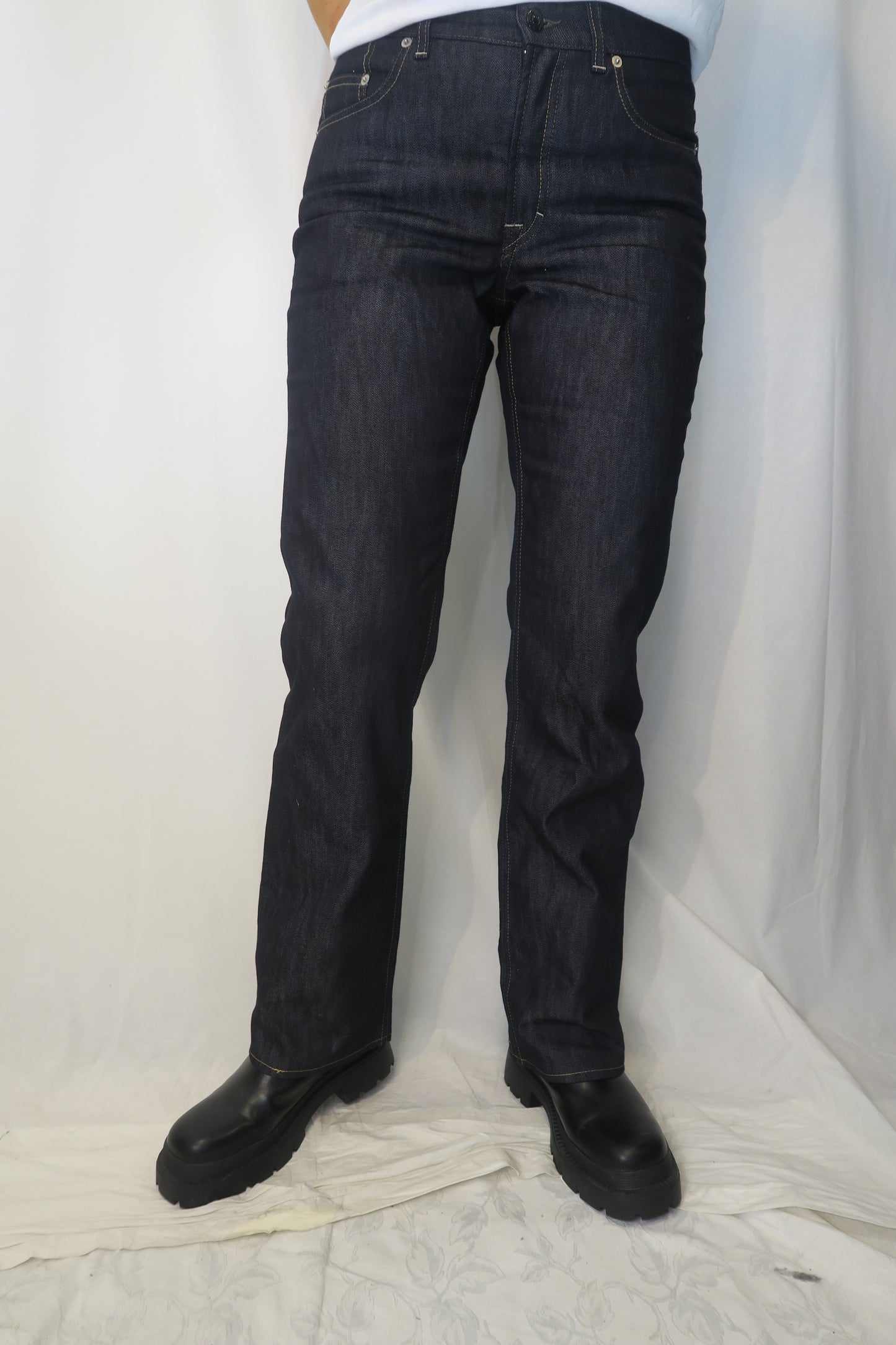 Filippa K mörka jeans 31/32