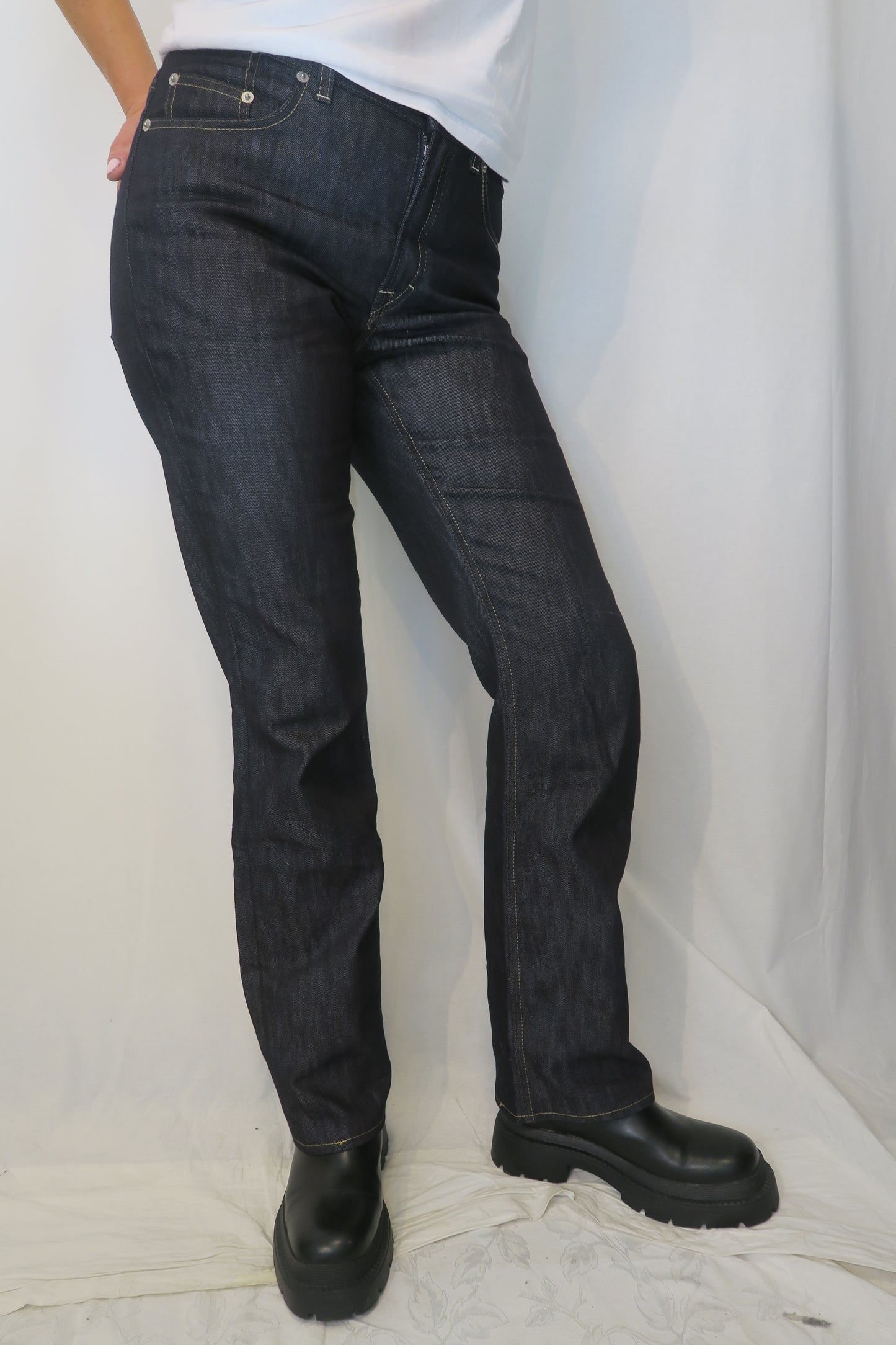 Filippa K mörka jeans 31/32