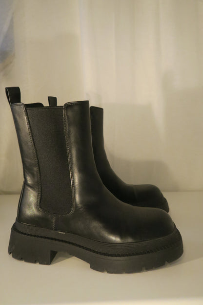 Chunky chelsea boot högt skaft, storlek 39