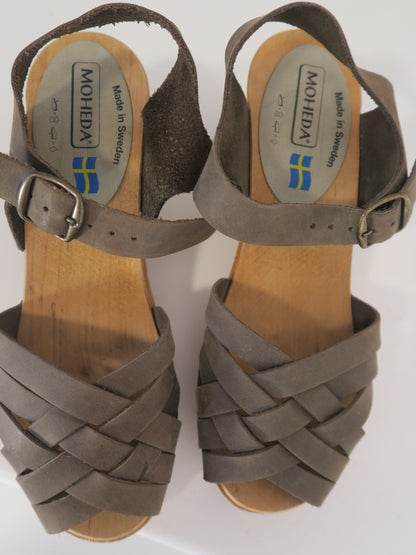 Moheda trä sandal 38 grå