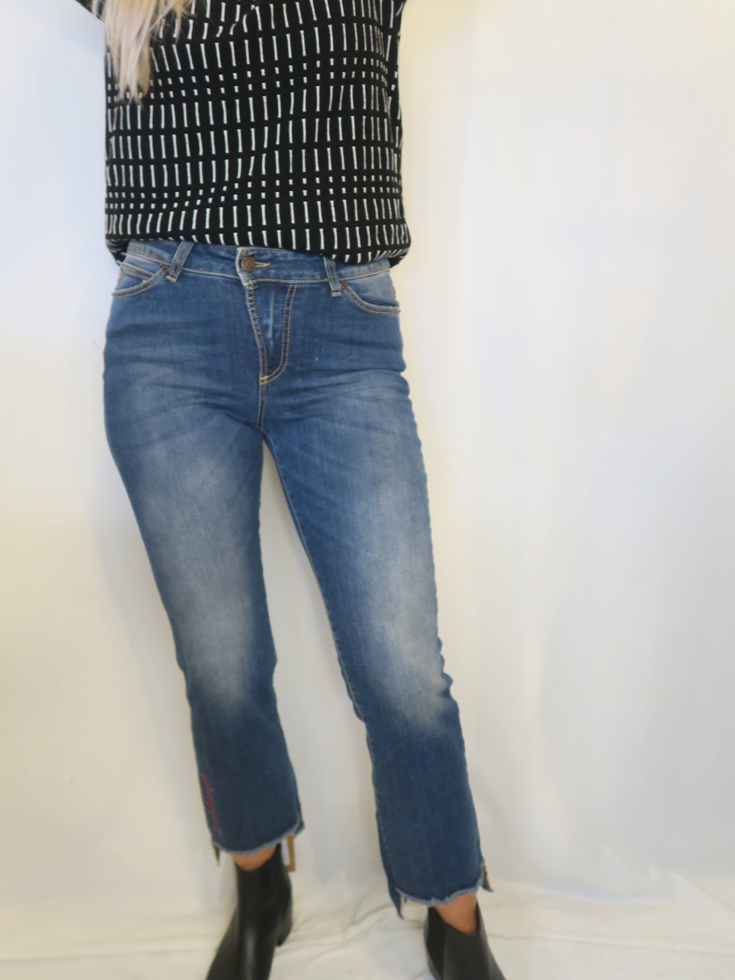 Hunky Dory Jeans 29