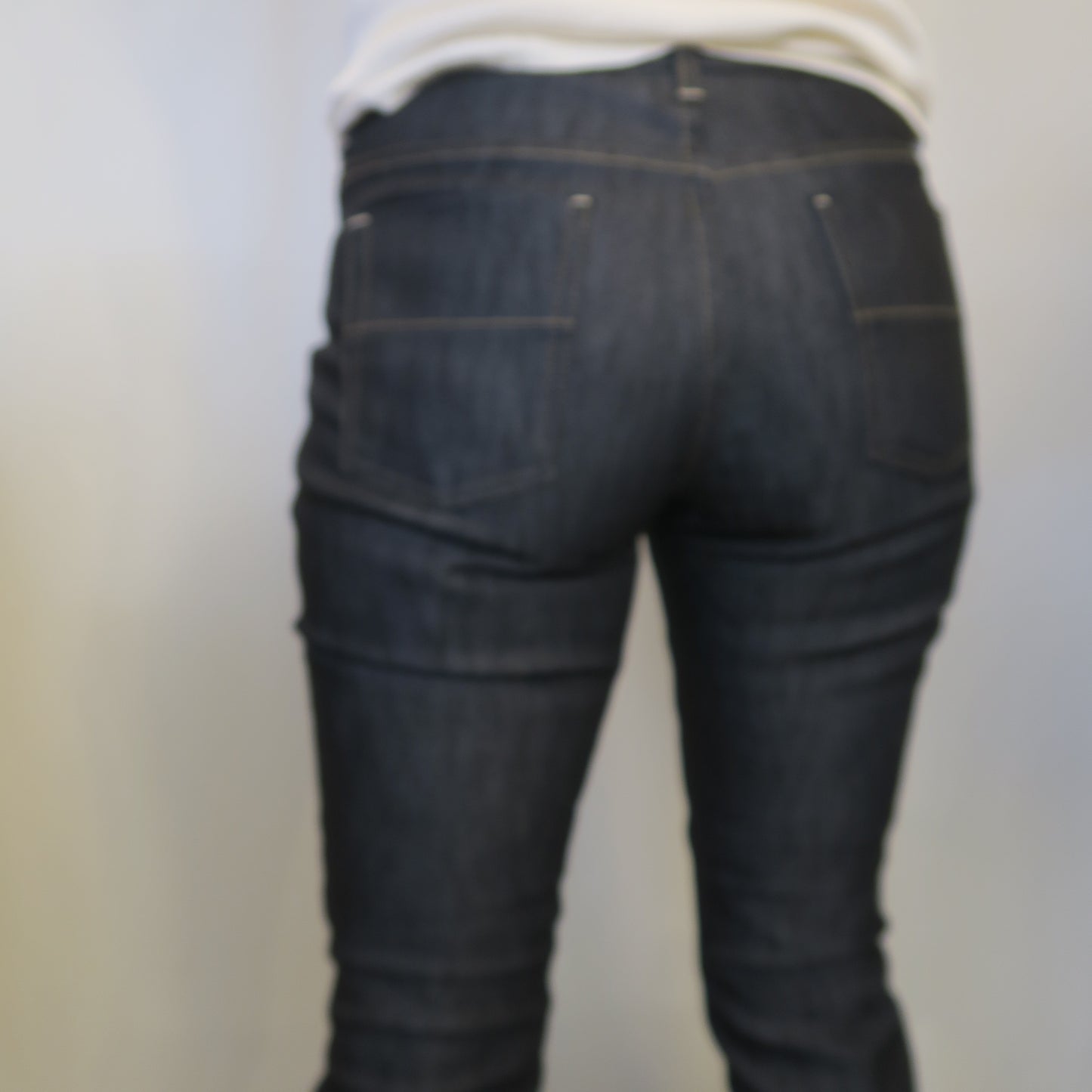 Filippa K mörka jeans 31/32